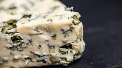 Kann Schimmelkäse der Gesundheit schaden?